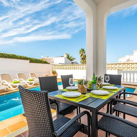Sa Luna Villa *
